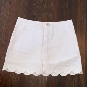 LIKE NEW Lily Pulitzer White Skort Sz 2 **END OF SUMMER SALE**